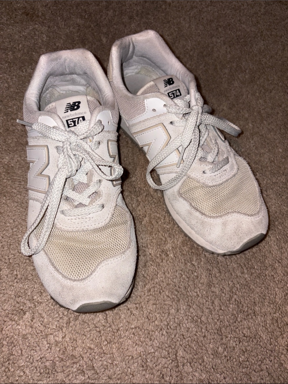 New Balance 574 Kids White Cream Athletic Shoes - Picture 2 of 5